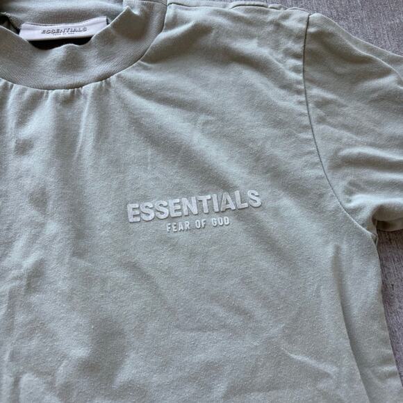Essentials Fear of God Green Top - Picture 2 of 7
